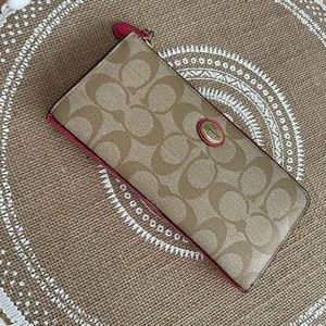 Coach Wallet Pink and Tan